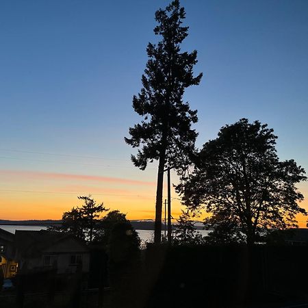 Besa Homestay Near Beach And Seatac Airport - Shared Bathroom With Max 2 Guests Des Moines Exterior photo